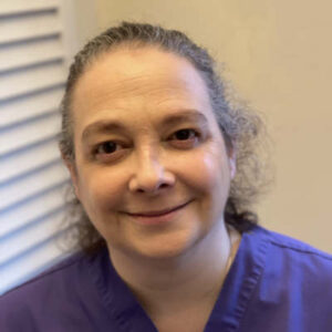 Elana Benasutti, Vet Tech